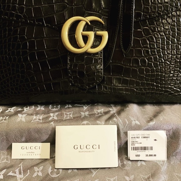GUCCI BLACK CROCODILE LEATHER TOP HANDLE GG MARMONT MEDIUM BAG - Picture 3 of 16